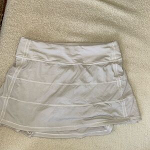 Lulu-Lemon White Skirt size 6